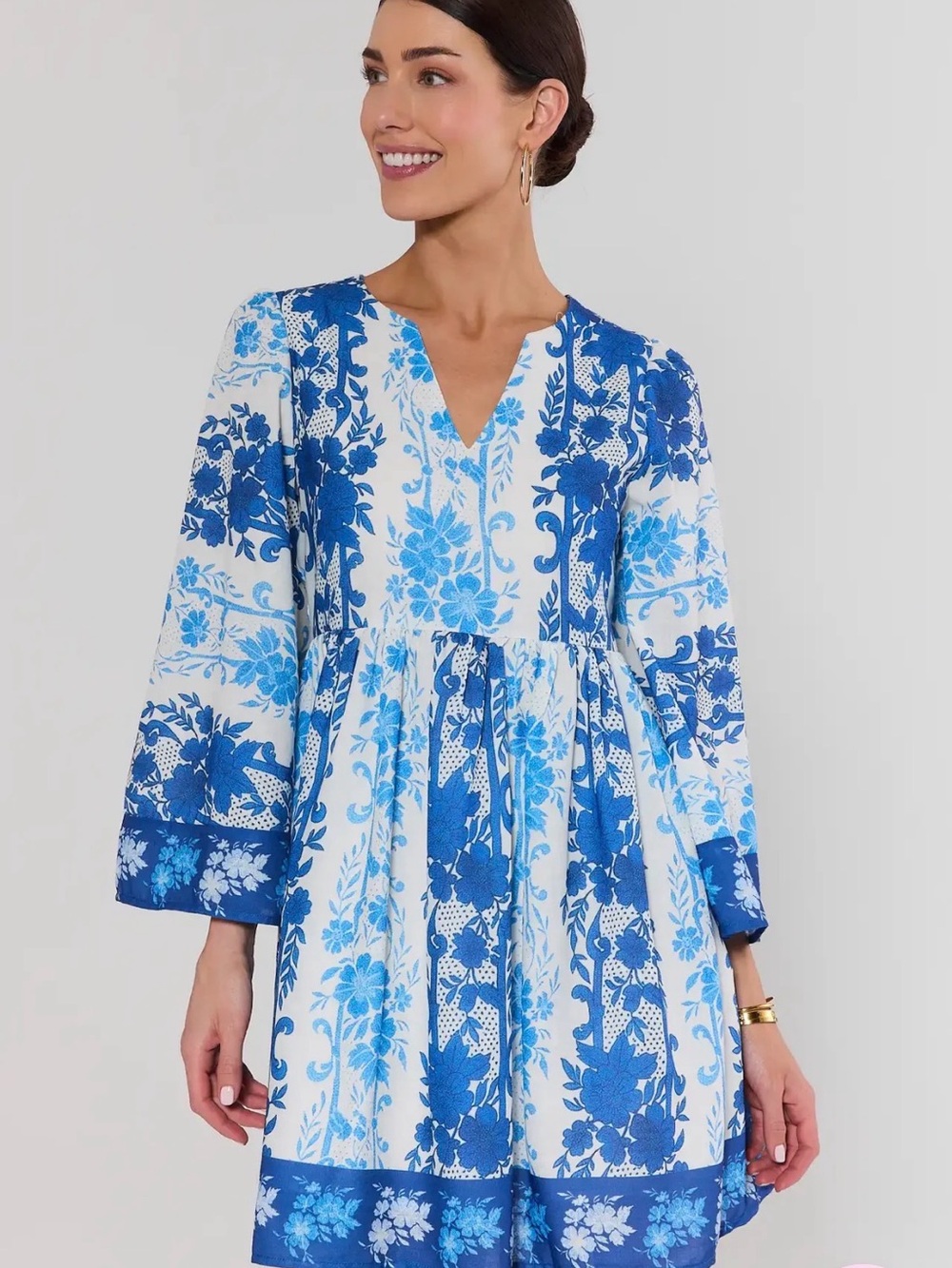 Blue Floral Long-Sleeve V-Neck Women’s Dress